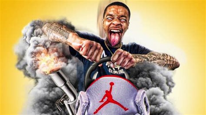 How much can a shoe stretch?